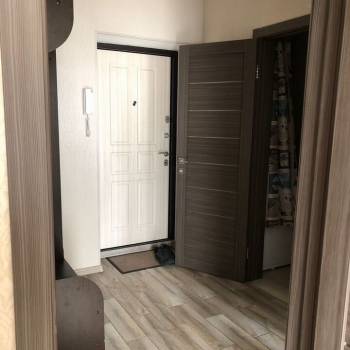 Сдается 1-комнатная квартира, 39 м²
