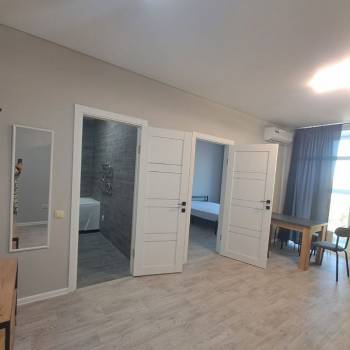 Сдается 1-комнатная квартира, 42 м²