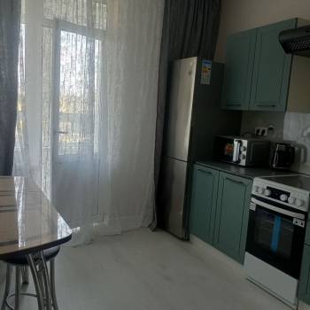 Сдается 1-комнатная квартира, 40 м²