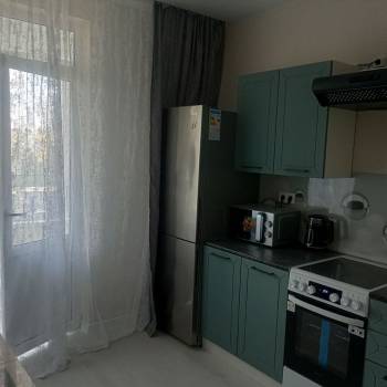 Сдается 1-комнатная квартира, 40 м²