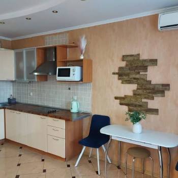 Сдается 1-комнатная квартира, 48 м²