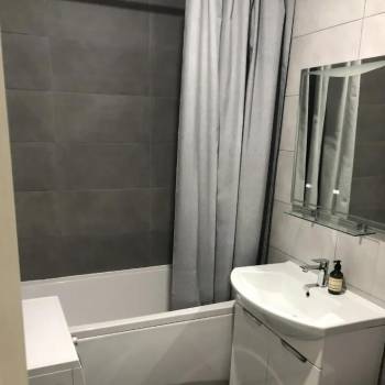 Продается 1-комнатная квартира, 33 м²