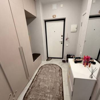 Продается 1-комнатная квартира, 35 м²