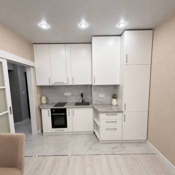 Продается 1-комнатная квартира, 35 м²