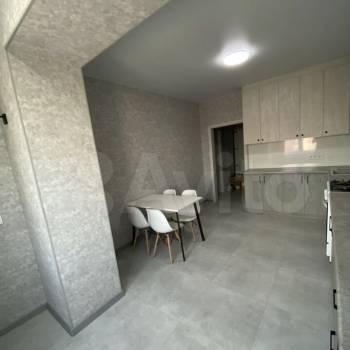 Сдается 1-комнатная квартира, 48 м²