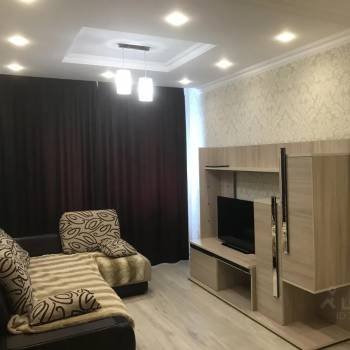 Сдается 1-комнатная квартира, 40 м²