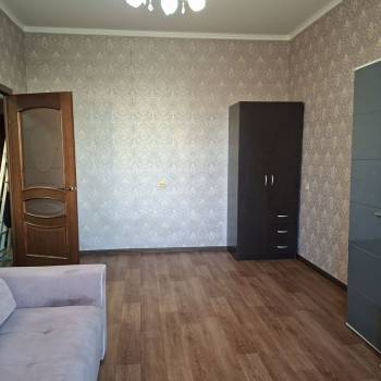Сдается 1-комнатная квартира, 45 м²