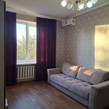 Сдается 1-комнатная квартира, 45 м²