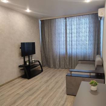 Продается 1-комнатная квартира, 37 м²