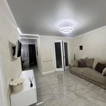 Сдается 2-х комнатная квартира, 60 м²
