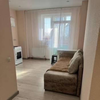 Сдается 1-комнатная квартира, 42 м²
