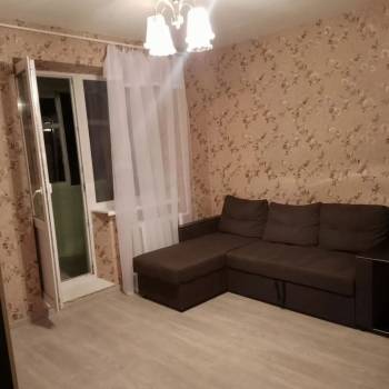 Сдается 1-комнатная квартира, 38 м²