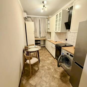 Сдается 1-комнатная квартира, 41 м²