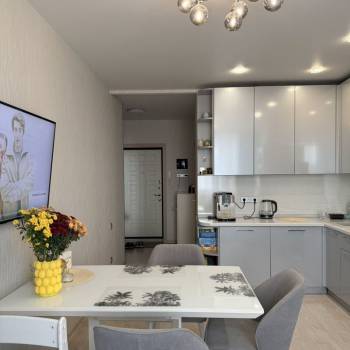 Продается 1-комнатная квартира, 40 м²
