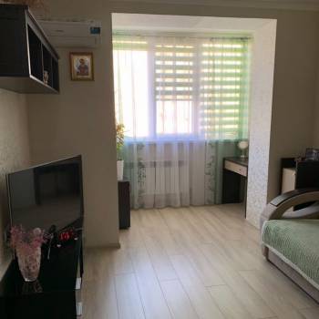 Продается 1-комнатная квартира, 31,9 м²
