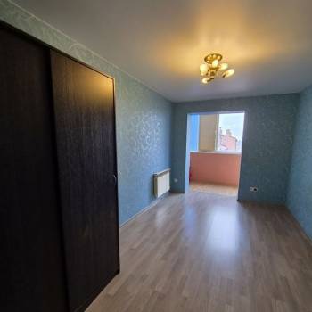 Продается 1-комнатная квартира, 43 м²