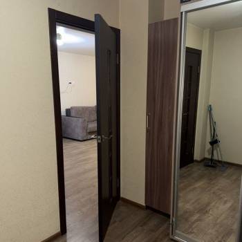 Продается 1-комнатная квартира, 36 м²