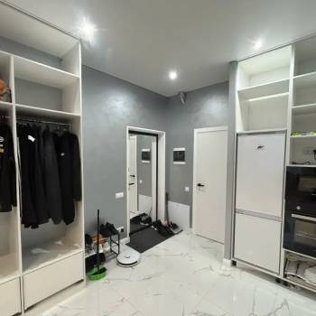 Продается 1-комнатная квартира, 38 м²