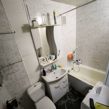 Сдается Многокомнатная квартира, 56 м²