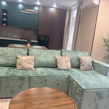 Сдается 1-комнатная квартира, 56 м²