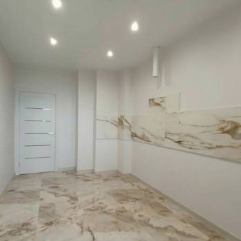 Продается 1-комнатная квартира, 49,3 м²