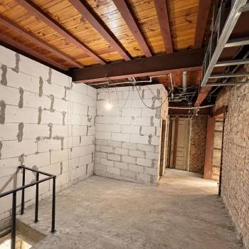 Продается Нежилое помещение, 110 м²
