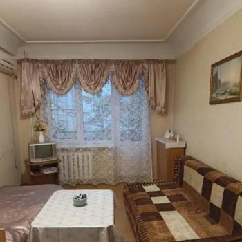 Продается 1-комнатная квартира, 30 м²