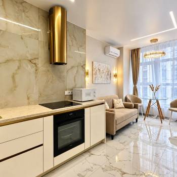 Продается 1-комнатная квартира, 41 м²