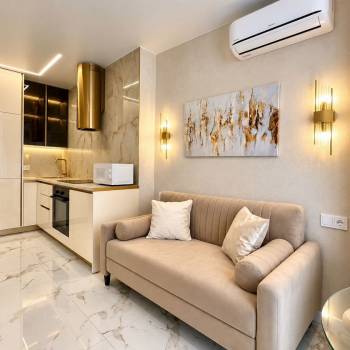 Продается 1-комнатная квартира, 41 м²