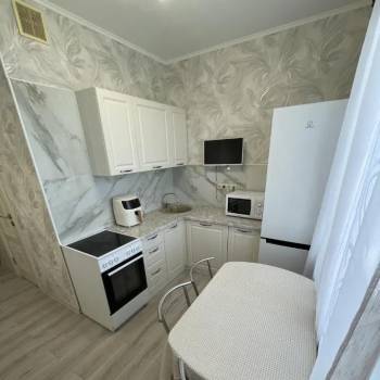 Продается 1-комнатная квартира, 32 м²