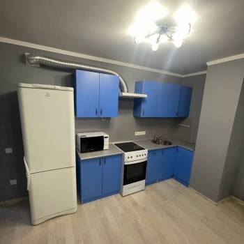 Сдается 1-комнатная квартира, 40 м²