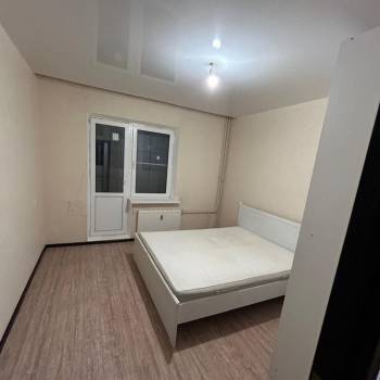 Сдается 1-комнатная квартира, 56 м²