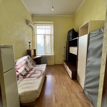 Продается 1-комнатная квартира, 11 м²