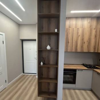 Продается 1-комнатная квартира, 37 м²
