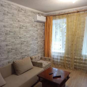 Сдается 2-х комнатная квартира, 30 м²
