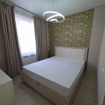 Сдается 1-комнатная квартира, 42 м²