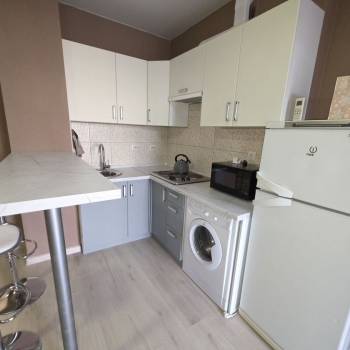 Сдается 1-комнатная квартира, 42 м²