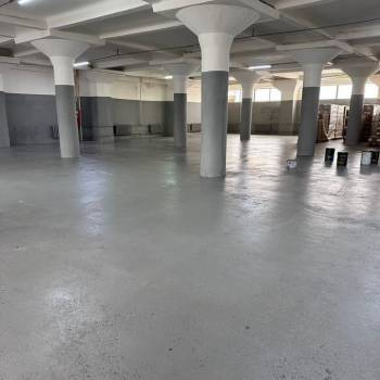Сдается Нежилое помещение, 300 м²