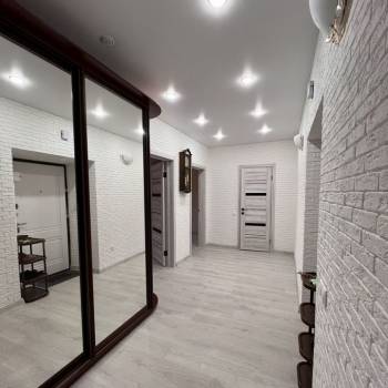 Сдается Многокомнатная квартира, 110 м²