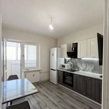 Сдается 1-комнатная квартира, 36 м²