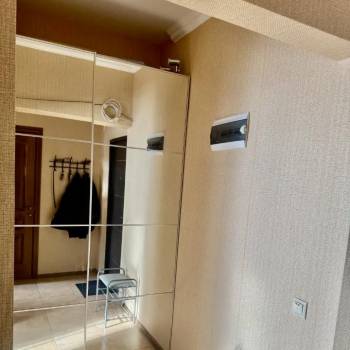 Продается 1-комнатная квартира, 36 м²