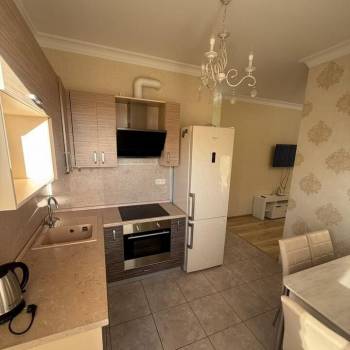 Сдается 1-комнатная квартира, 35 м²