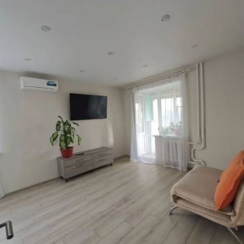 Продается 1-комнатная квартира, 37,5 м²