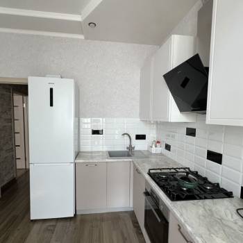 Продается 1-комнатная квартира, 36 м²