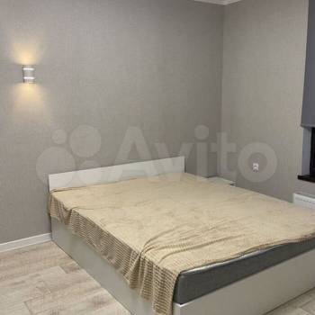 Сдается Многокомнатная квартира, 85 м²