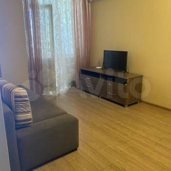 Сдается 1-комнатная квартира, 44 м²