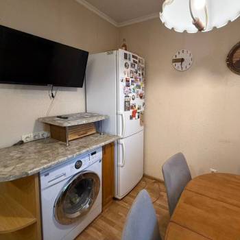 Сдается Многокомнатная квартира, 80 м²