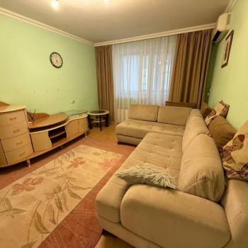 Сдается Многокомнатная квартира, 80 м²