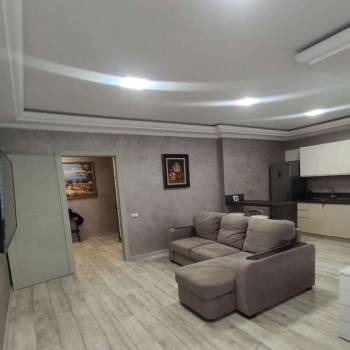 Сдается 2-х комнатная квартира, 70 м²