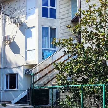 Продается 1-комнатная квартира, 32 м²